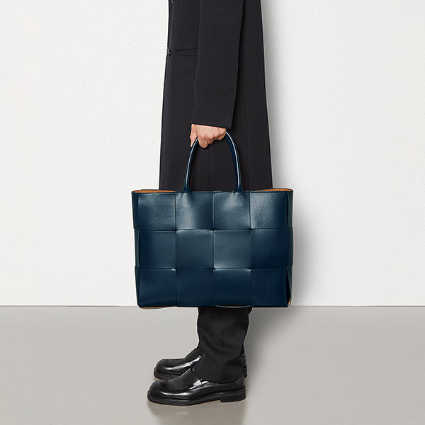 新色登場★ボッテガべネタ 偽物 カーフレザー ザアルコ トートバック 608608VB1K03116